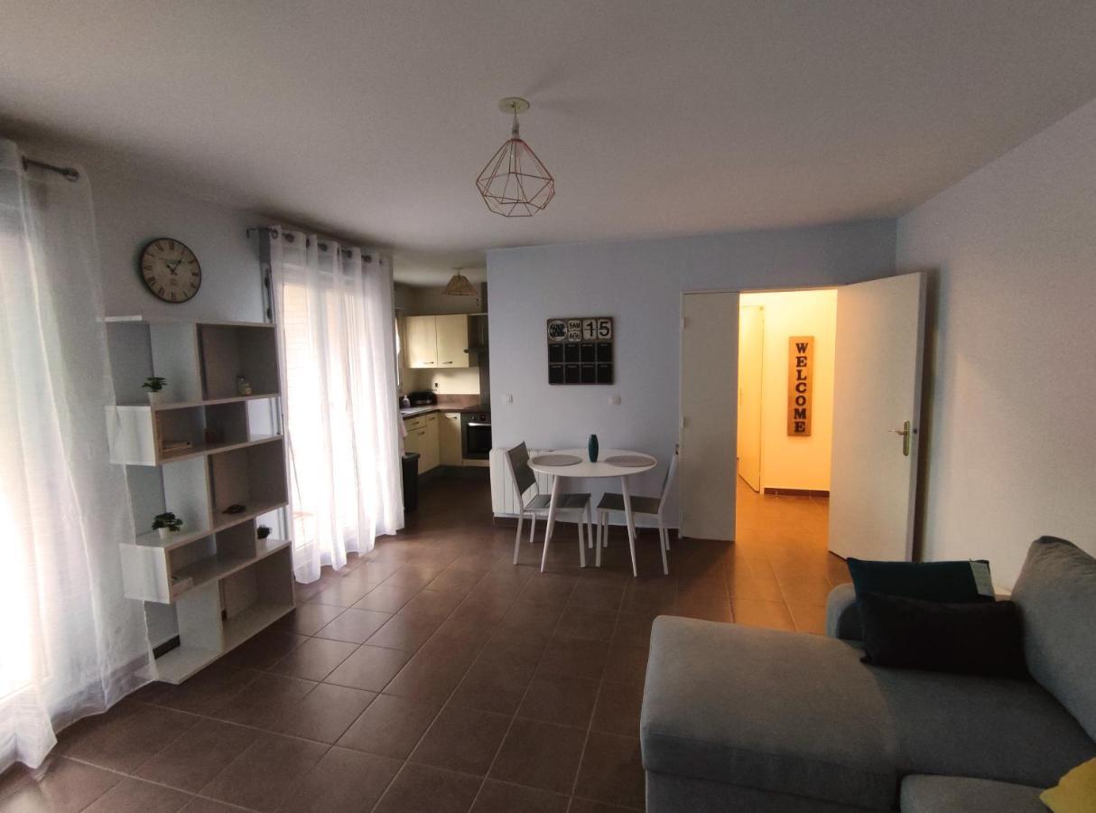 Appartement Avec Jardin Et Terrasse Pres De Paris Мант-ла-Жоли Екстериор снимка