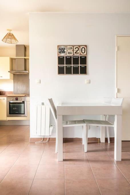 Appartement Avec Jardin Et Terrasse Pres De Paris Мант-ла-Жоли Екстериор снимка