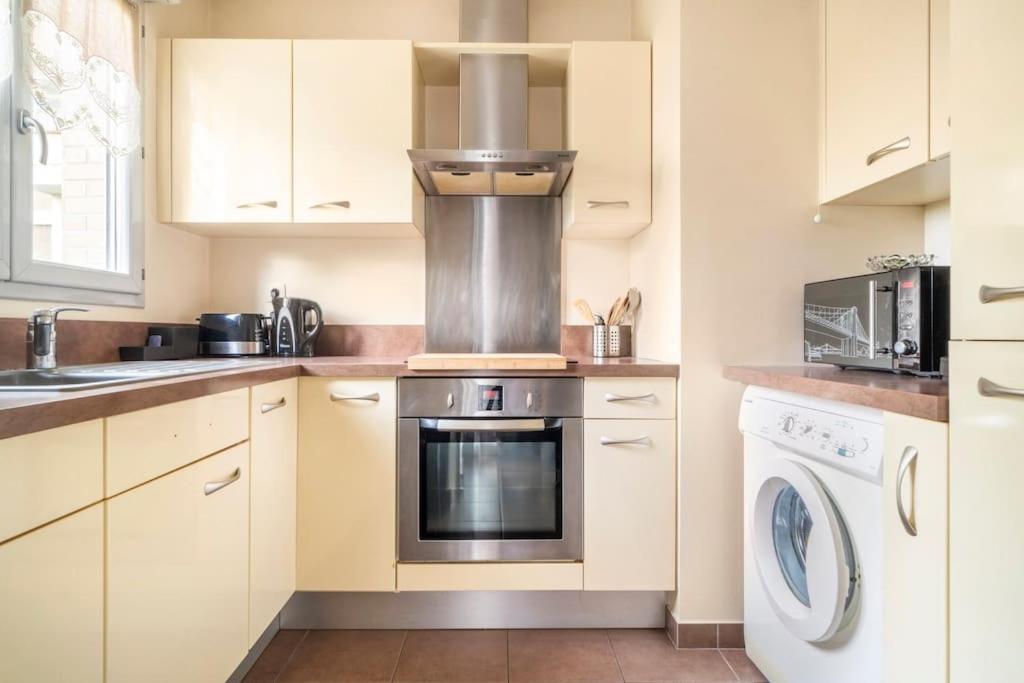 Appartement Avec Jardin Et Terrasse Pres De Paris Мант-ла-Жоли Екстериор снимка