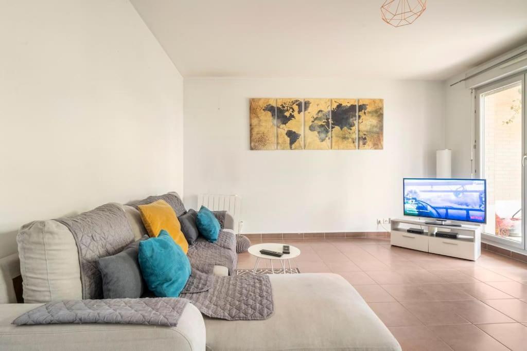 Appartement Avec Jardin Et Terrasse Pres De Paris Мант-ла-Жоли Екстериор снимка